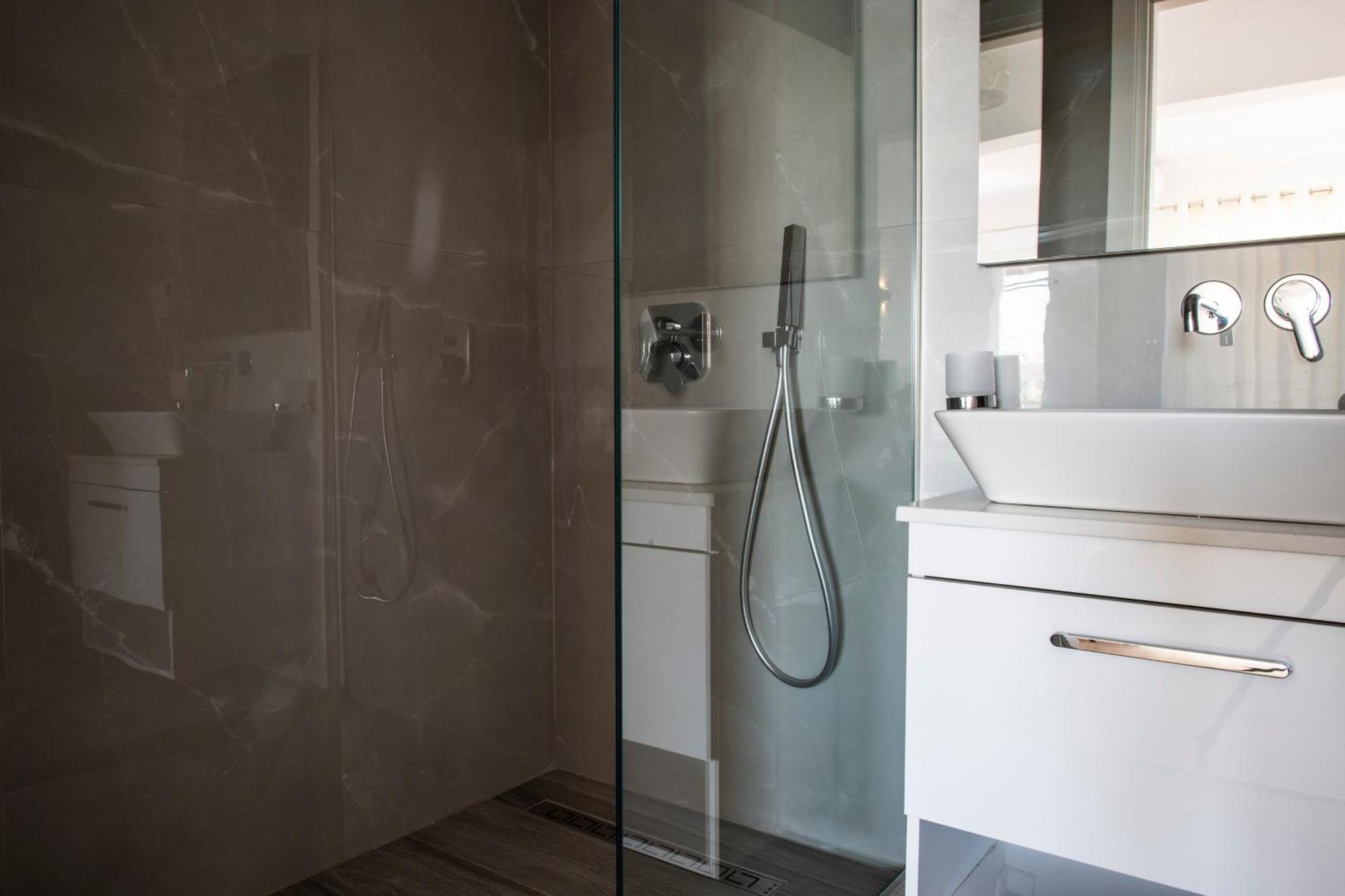 Ionio Rooms Himare Eksteriør bilde