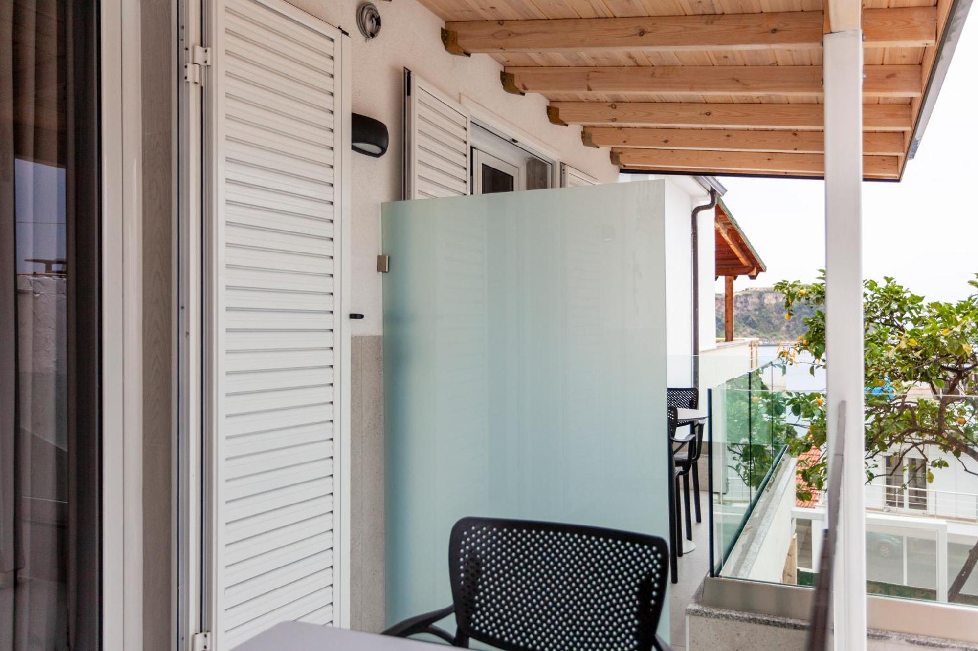 Ionio Rooms Himare Eksteriør bilde